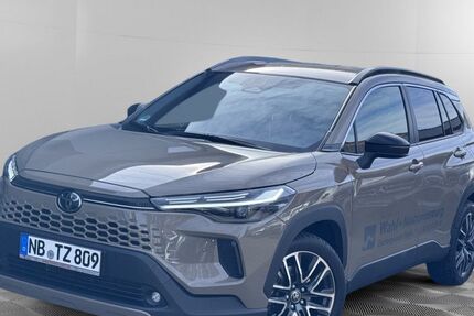 Toyota Corolla Cross 3.800 km 37.970 &euro; Neubrandenburg 17034