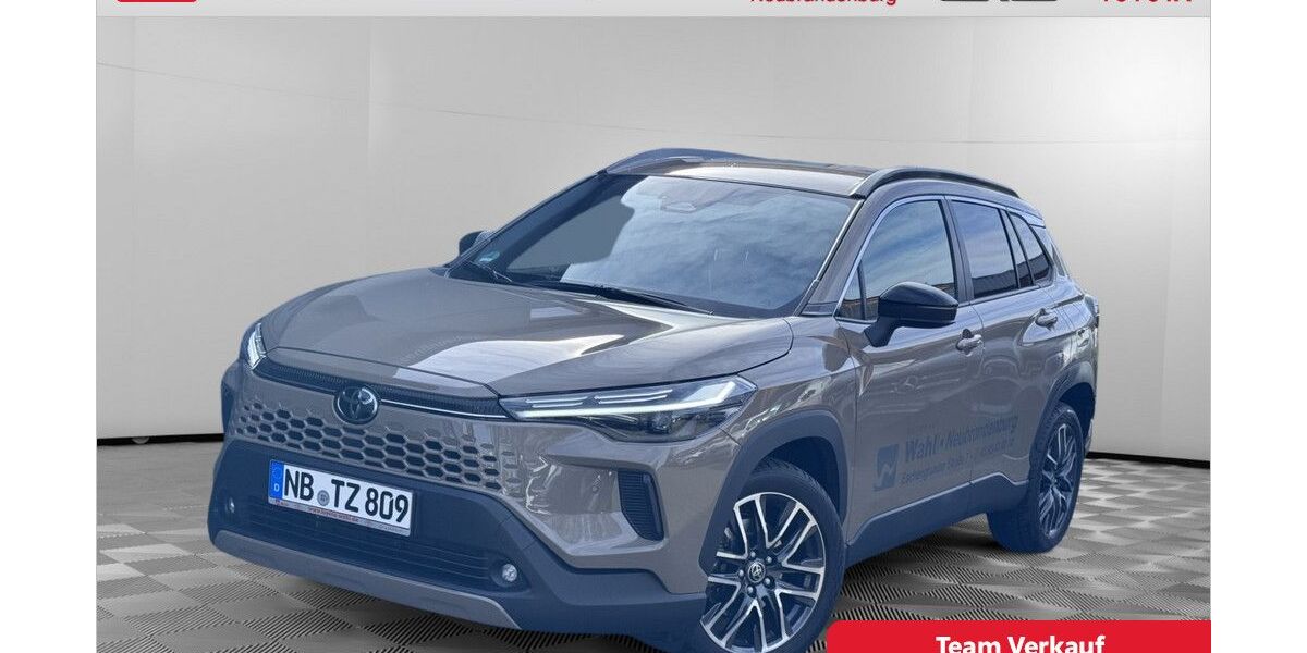 Toyota Corolla Cross 3.800 km 37.970 &euro; Neubrandenburg 17034