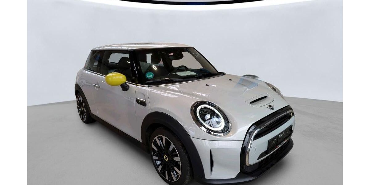Mini Cooper SE 15.500 km 20.990 &euro; Neubrandenburg 17036