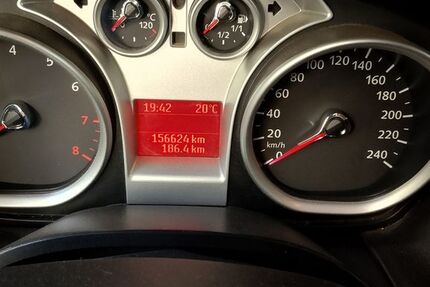 Ford Focus 156.624 km 2.600 &euro; Penzlin 17217