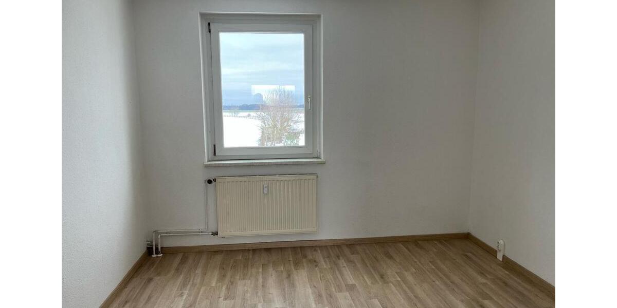 Etagenwohnung Rosenow - 3 Zimmer, 62 m&sup2;, 345&euro; | Angebot:20228991