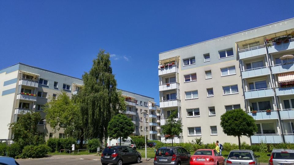 Etagenwohnung Neubrandenburg Carlshöhe - 1 Zimmer, 25 m&sup2;, 170&euro; | Angebot:25918372