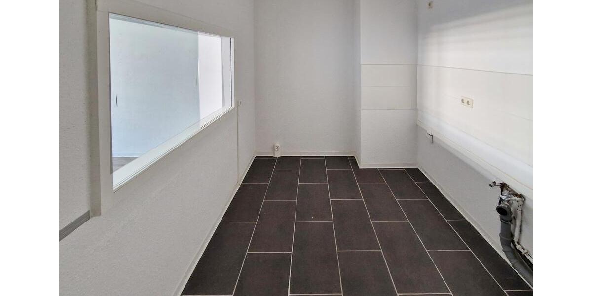 Etagenwohnung Neubrandenburg - 2 Zimmer, 52 m&sup2;, 460&euro; | Angebot:25999806