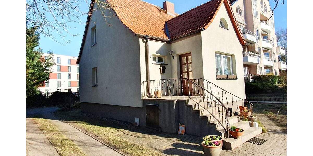 Einfamilienhaus mit Garage - nur wenige Gehminuten zum Tollensesee und ins Stadtzentrum - Einfamilienhaus Neubrandenburg Südstadt | Angebot:26084268