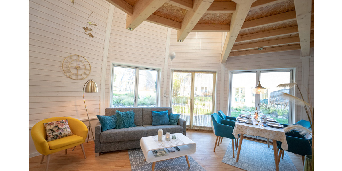 HORN IMMOBILIEN ++ Wustrow Kugelhaus am See - das 