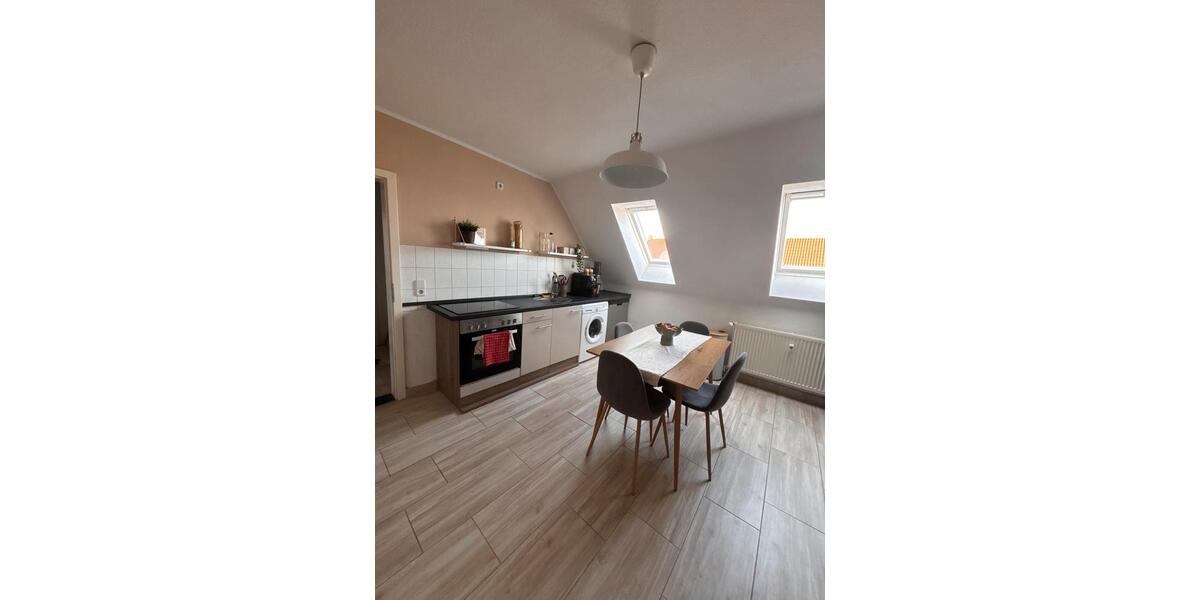 Dachgeschoßwohnung Neubrandenburg - 3 Zimmer, 58 m&sup2;, 667&euro; | Angebot:26149712