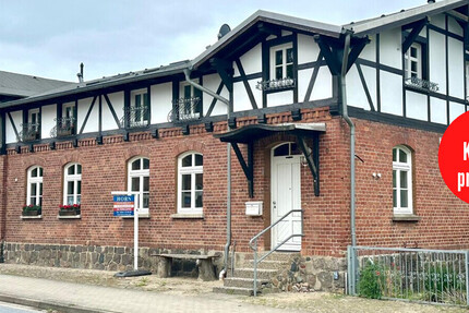 HORN IMMOBILIEN ++ charmantes Zweifamilienhaus in Klein Helle, nur 15 min bis Neubrandenburg - Haus Klein Helle Klein Helle | Angebot:27443035