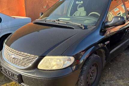 Chrysler Voyager 380.000 km 1.970 &euro; Woldegk 17348