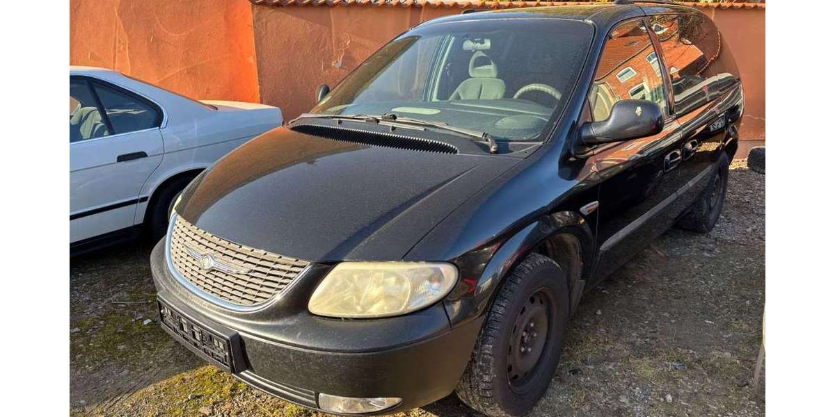 Chrysler Voyager 380.000 km 1.970 &euro; Woldegk 17348