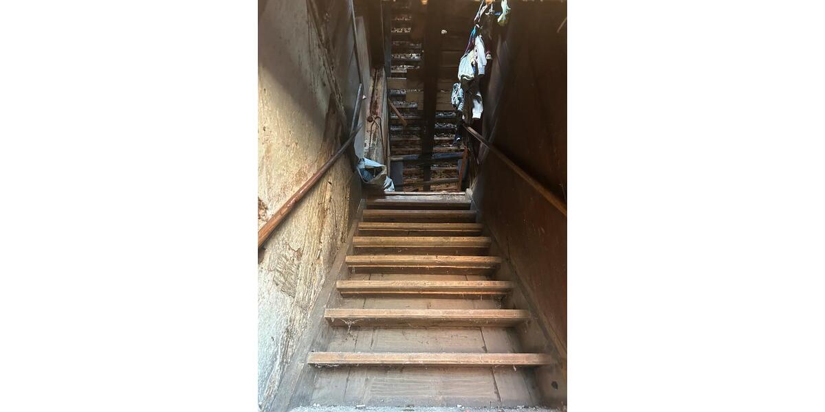 Mehrfamilienhaus, Wohnhaus Altentreptow - 8 Zimmer, 270 m&sup2;, 45.000&euro; | Angebot:25873253