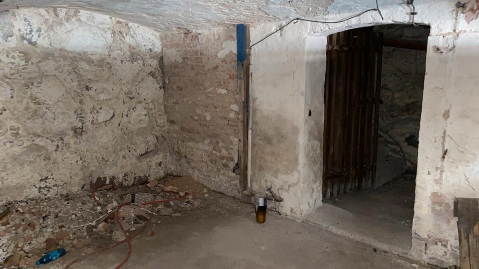 Mehrfamilienhaus, Wohnhaus Neubrandenburg Carlshöhe - 12 Zimmer, 280 m&sup2;, 69.000&euro; | Angebot:27295725
