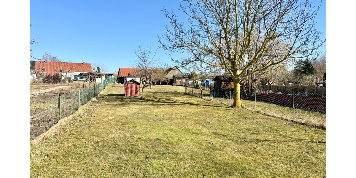 HORN IMMOBILIEN ++ 4 km bis Neubrandenburg, Haus mit großem Grundstück - Doppelhaushälfte Blankenhof / Chemnitz Chemnitz | Angebot:25821873