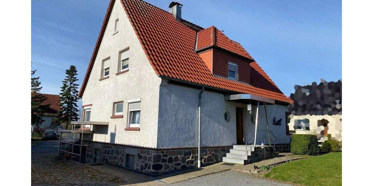 Einfamilienhaus Penzlin - 7 Zimmer, 123 m&sup2;, 220.000&euro; | Angebot:25708803