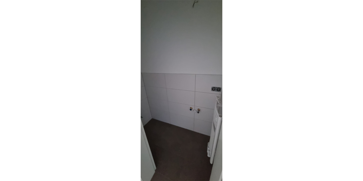 Etagenwohnung Neustrelitz - 4 Zimmer, 110 m&sup2;, 1.098&euro; | Angebot:23225600