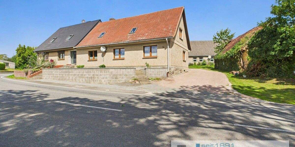 Doppelhaushälfte Hohenmocker - 4 Zimmer, 148 m&sup2;, 230.000&euro; | Angebot:25769307
