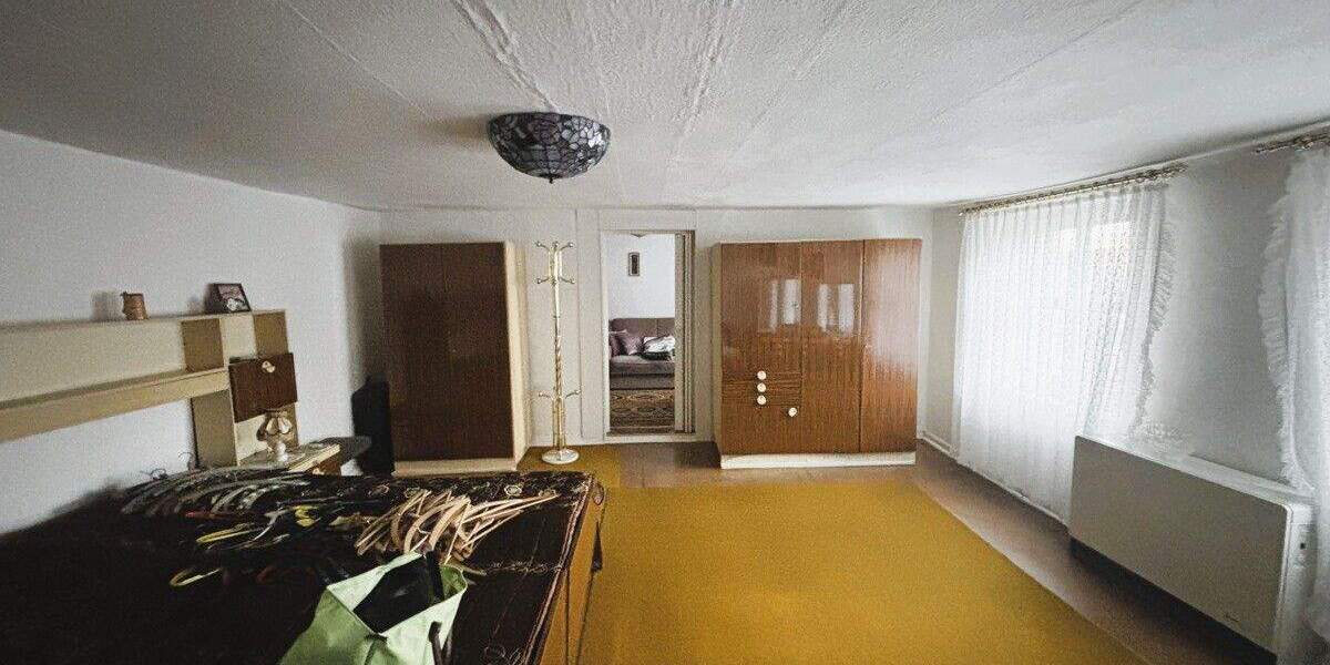 Mehrfamilienhaus, Wohnhaus Penzlin - 7 Zimmer, 178 m&sup2;, 159.000&euro; | Angebot:25674904