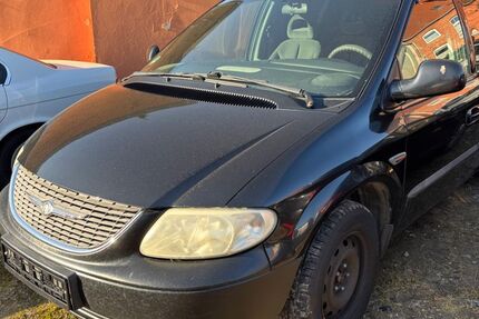 Chrysler Voyager 380.000 km 1.970 &euro; Woldegk an der A20 17348