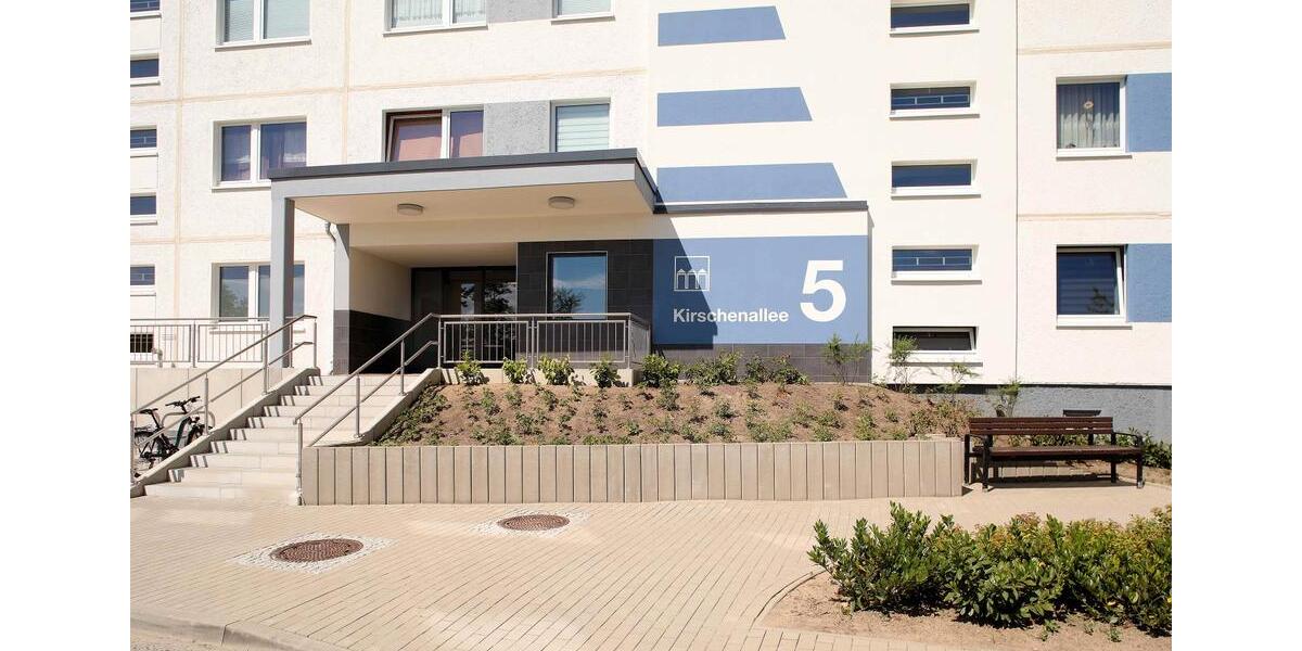 Etagenwohnung Neubrandenburg - 2 Zimmer, 66 m&sup2;, 587&euro; | Angebot:25148109