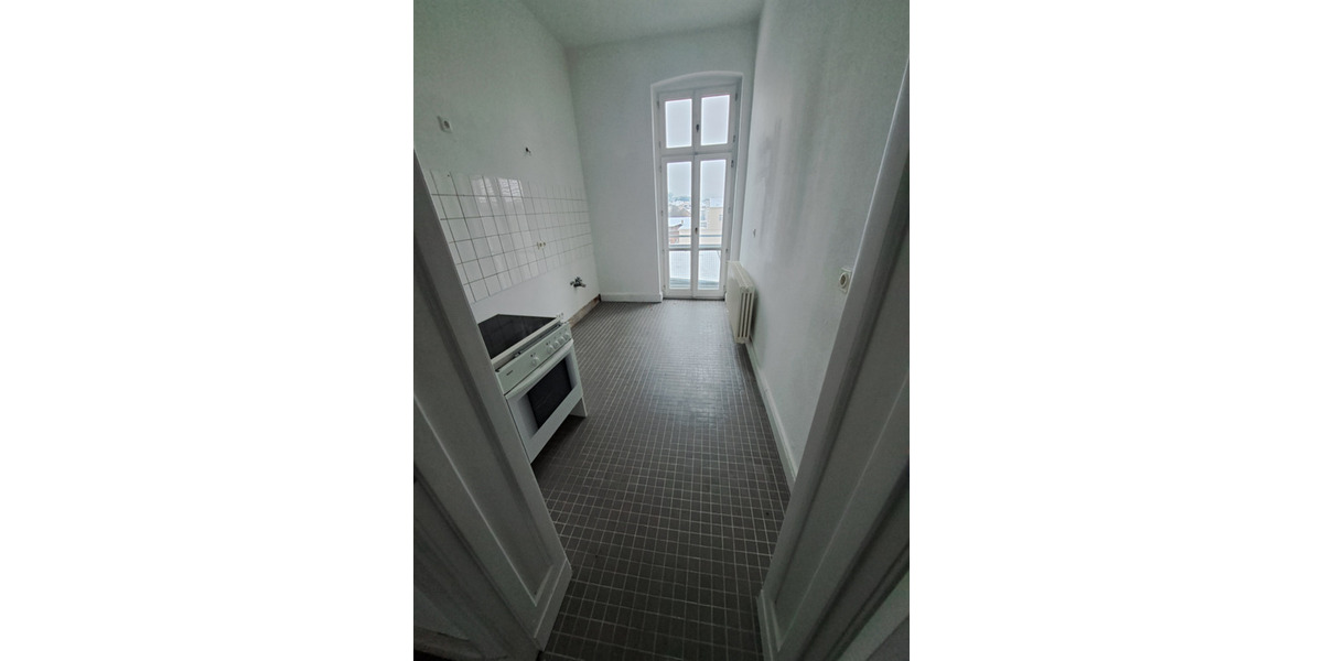 Etagenwohnung Neustrelitz - 3 Zimmer, 101 m&sup2;, 705&euro; | Angebot:23020473