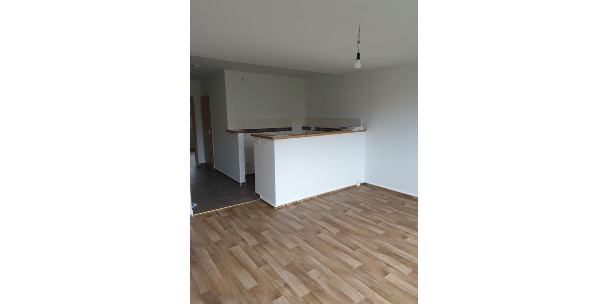 Etagenwohnung Neustrelitz - 2 Zimmer, 46 m&sup2;, 323&euro; | Angebot:18043646
