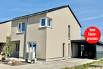 HORN IMMOBILIEN ++ Neuwertiges Einfamilienhaus in Neubrandenburg Obodritenstraße, EBK + Carport - Doppelhaushälfte Neubrandenburg | Angebot:26704800