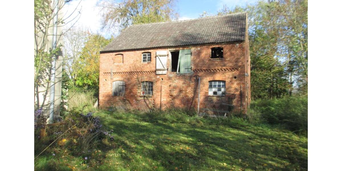 Mehrfamilienhaus, Wohnhaus Stavenhagen - 16 Zimmer, 440 m&sup2;, 140.000&euro; | Angebot:13897782