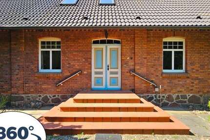 Haus Neubrandenburg Carlshöhe - 7 Zimmer, 220 m&sup2;, 525.000&euro; | Angebot:27325968