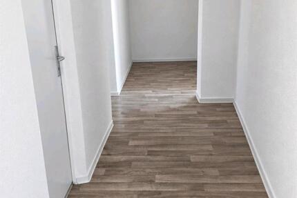 Wohnung Neubrandenburg Datzeberg - 3 Zimmer, 69 m&sup2;, 565&euro; | Angebot:27656275