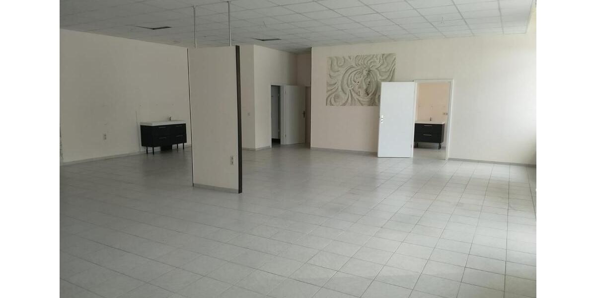 Gewerbeobjekt Neubrandenburg Carlshöhe - 2.261&euro; | Angebot:22220965