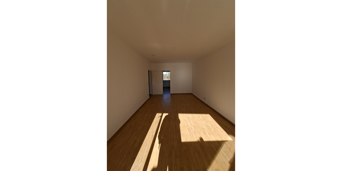 Etagenwohnung Neustrelitz - 3 Zimmer, 62 m&sup2;, 403&euro; | Angebot:22828729