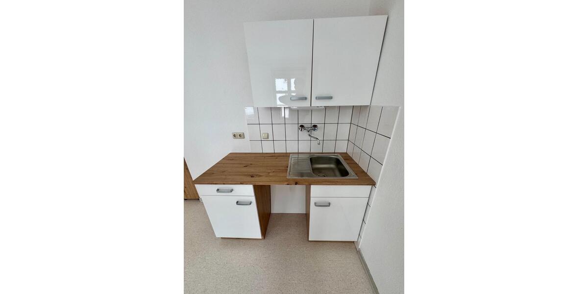 Etagenwohnung Neustrelitz - 1 Zimmer, 45 m&sup2;, 360&euro; | Angebot:25591917