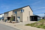 HORN IMMOBILIEN ++ Neuwertiges Einfamilienhaus in Neubrandenburg Obodritenstraße, EBK + Carport - Doppelhaushälfte Neubrandenburg | Angebot:26704800