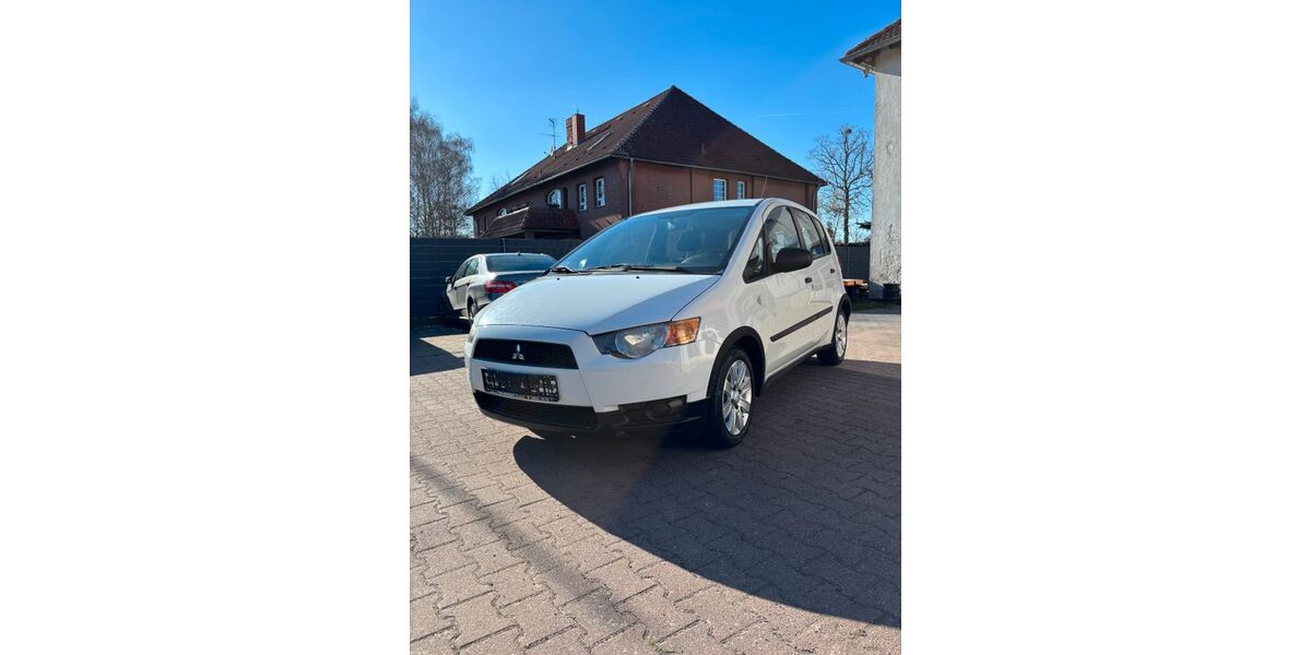 Mitsubishi Colt 76.000 km 3.695 &euro; Küssow 17036