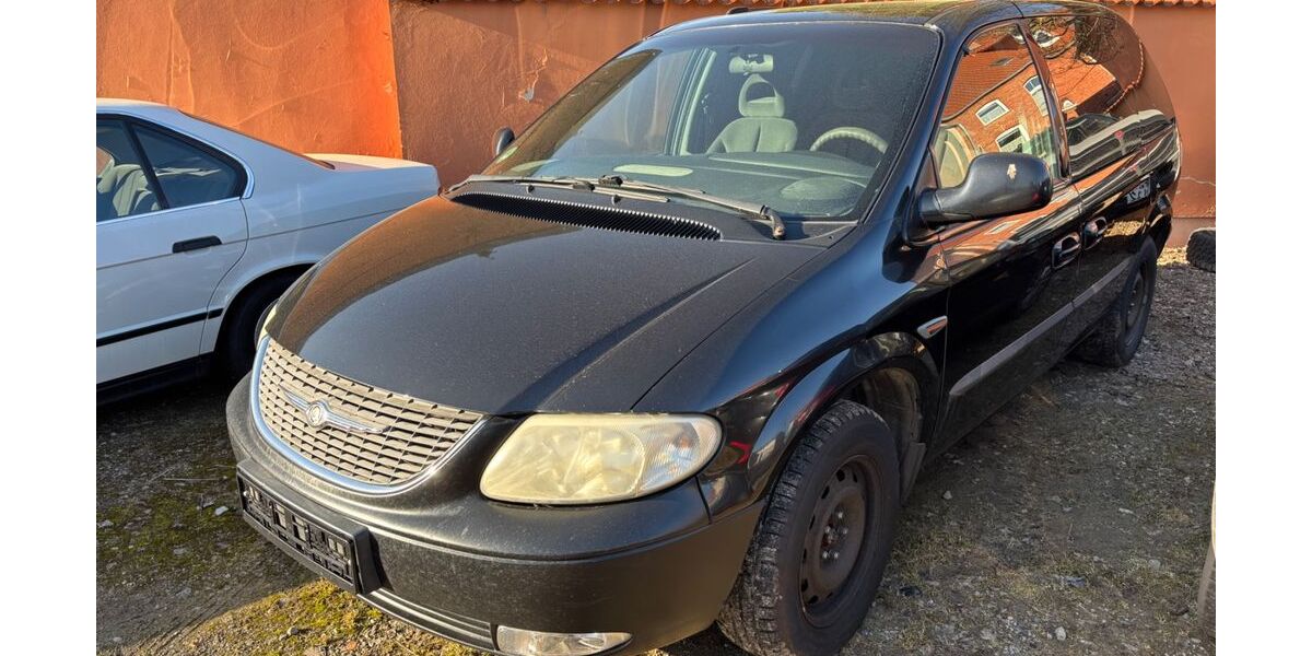 Chrysler Voyager 380.000 km 1.970 &euro; Woldegk an der A20 17348