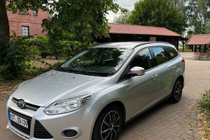 Ford Focus 185.800 km 5.400 &euro; Neustrelitz 17235