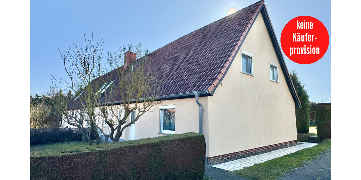 HORN IMMOBILIEN ++ 4 km bis Neubrandenburg, Haus mit großem Grundstück - Doppelhaushälfte Blankenhof / Chemnitz Chemnitz | Angebot:25821873