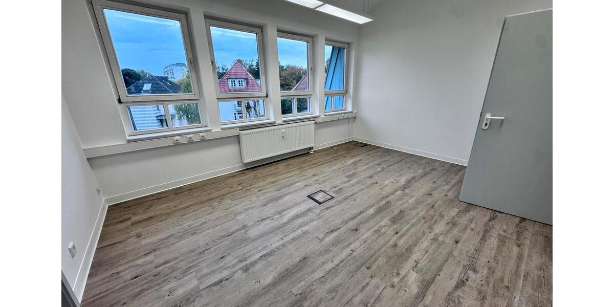 Gewerbeobjekt Neubrandenburg - 1.955&euro; | Angebot:23728740