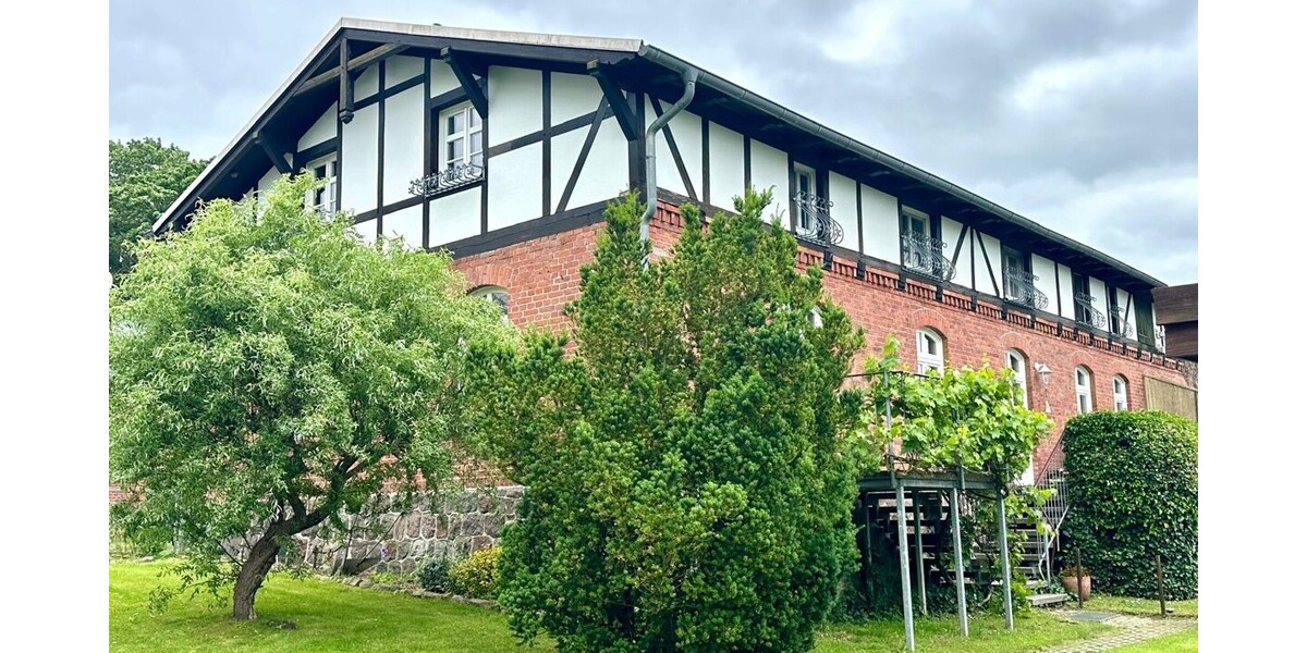 HORN IMMOBILIEN ++ charmantes Zweifamilienhaus in Klein Helle, nur 15 min bis Neubrandenburg - Zweifamilienhaus Klein Helle Klein Helle | Angebot:27443035