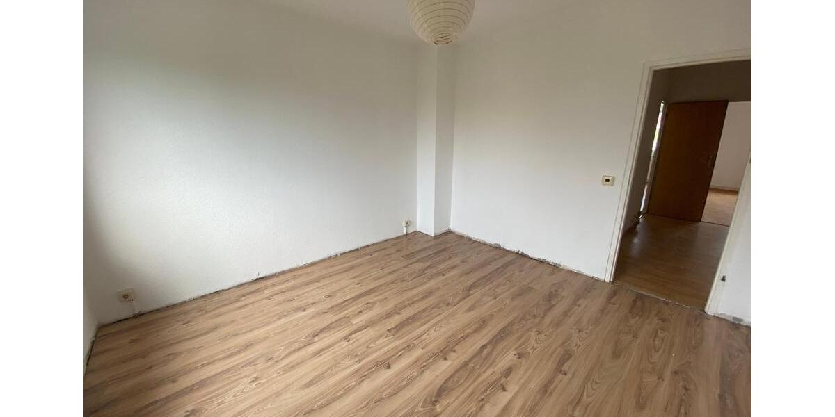 Etagenwohnung Burg Stargard - 6 Zimmer, 145 m&sup2;, 653&euro; | Angebot:24585497