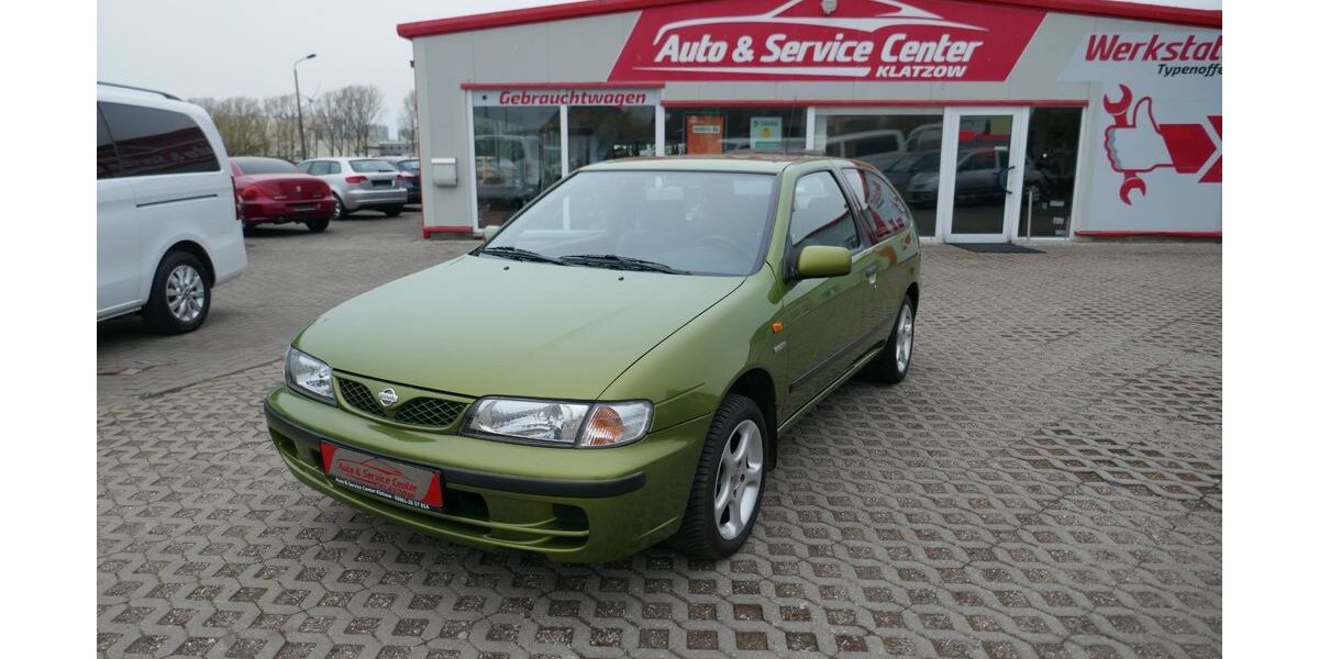 Nissan Almera 54.460 km 1.950 &euro; Altentreptow 17087