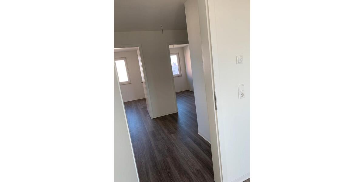 Etagenwohnung Wulkenzin - 3 Zimmer, 75 m&sup2;, 529&euro; | Angebot:25152177