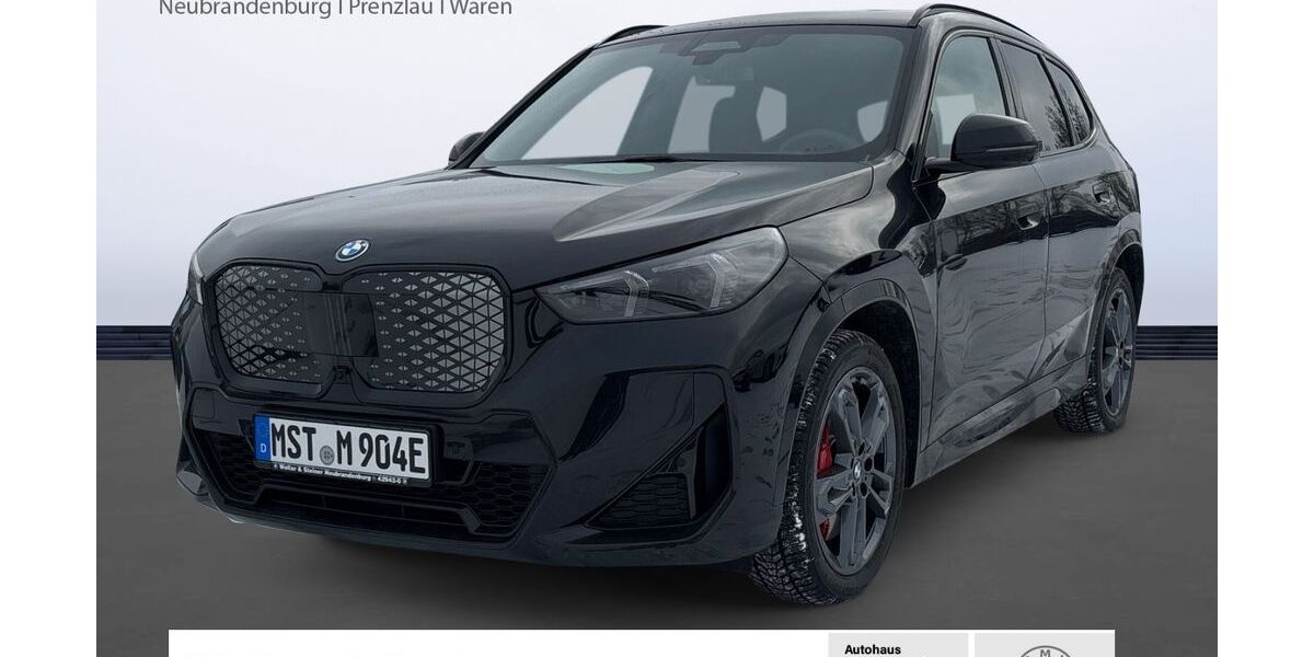 BMW iX1 2.500 km 66.420 &euro; Neubrandenburg/Hellfeld 17039