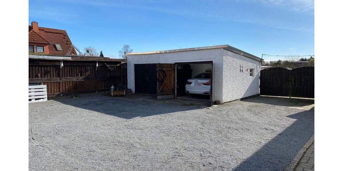 Einfamilienhaus Penzlin - 7 Zimmer, 123 m&sup2;, 220.000&euro; | Angebot:25708803