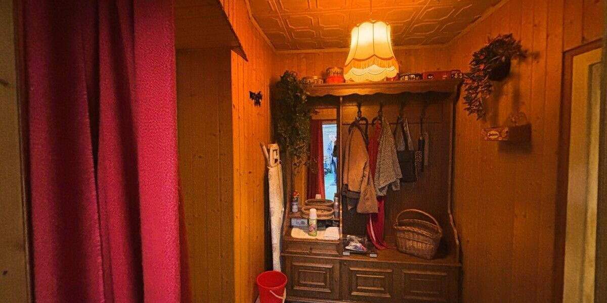 Mehrfamilienhaus, Wohnhaus Penzlin - 7 Zimmer, 178 m&sup2;, 159.000&euro; | Angebot:25674904