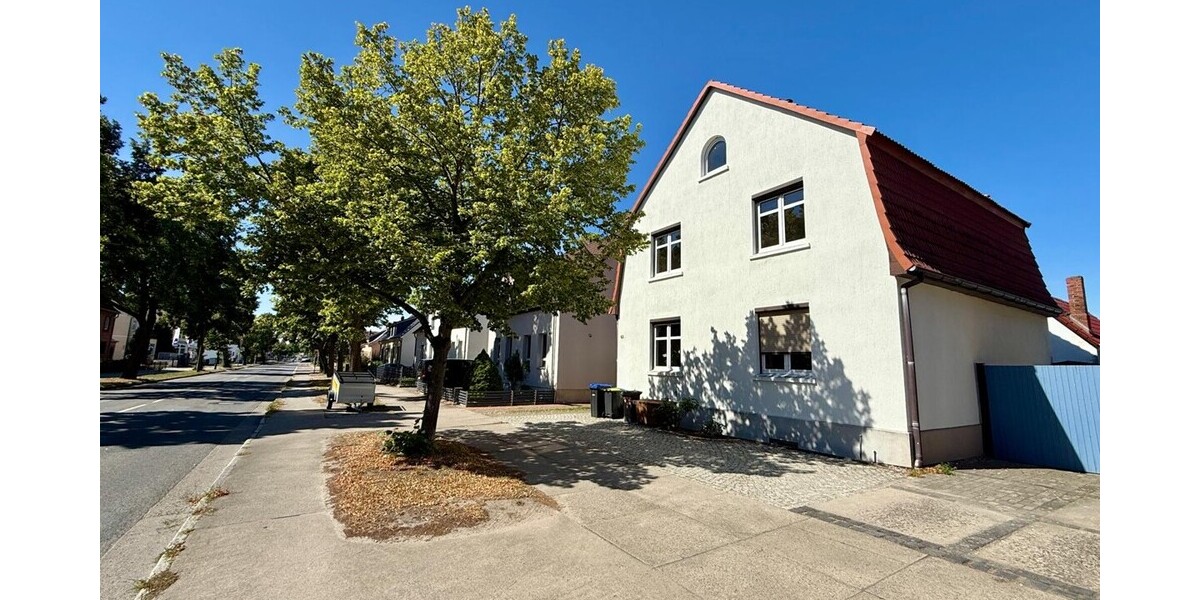 HORN IMMOBILIEN++ Neubrandenburg, modernisiertes Einfamilienhaus mit großem Grundstück, Garage uvm. - Einfamilienhaus Neubrandenburg Datzeberg | Angebot:27313222