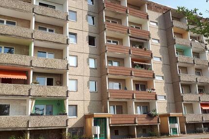 Wohnung Stavenhagen - 3 Zimmer, 60 m&sup2;, 290&euro; | Angebot:12837062