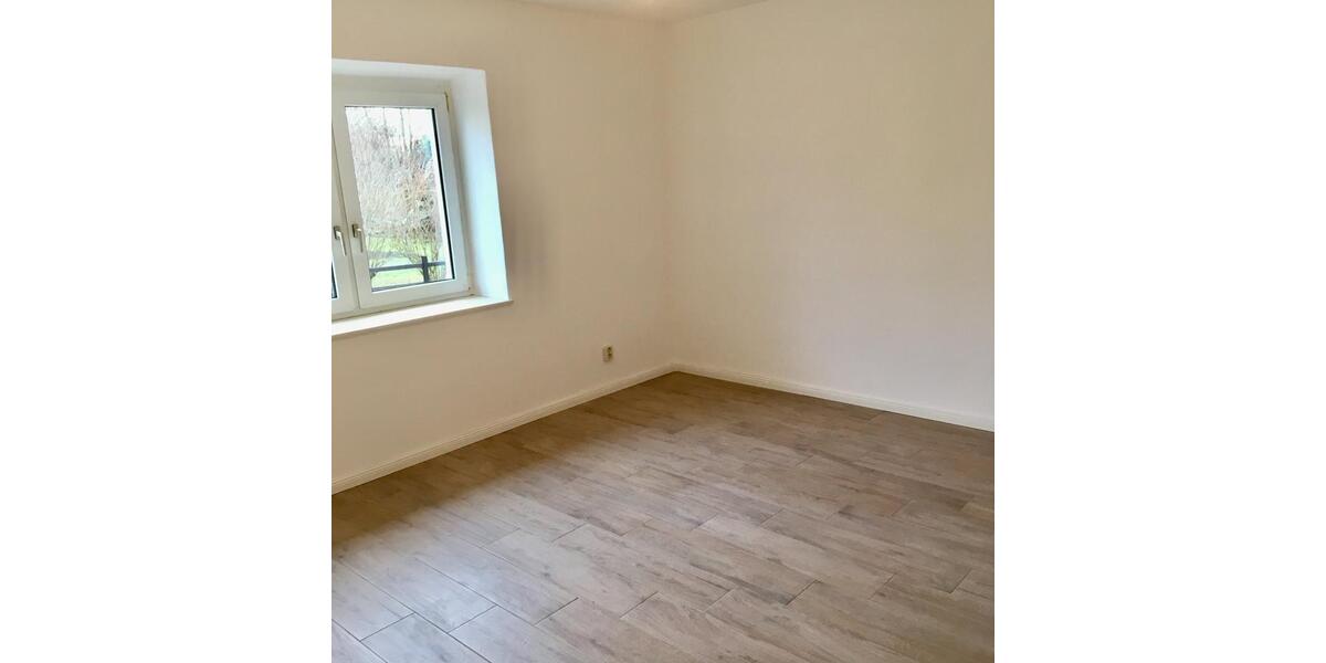 Mehrfamilienhaus, Wohnhaus Blankensee - 8 Zimmer, 268 m&sup2;, 385.000&euro; | Angebot:26897245