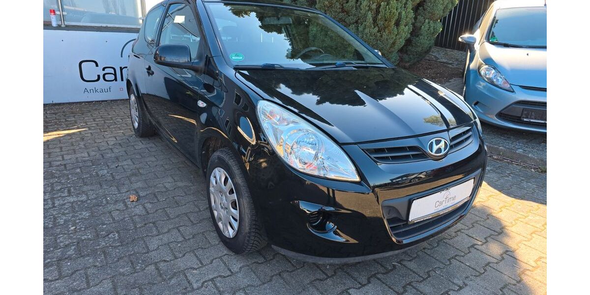 Hyundai i20 87.000 km 3.490 &euro; Neubrandenburg 17036