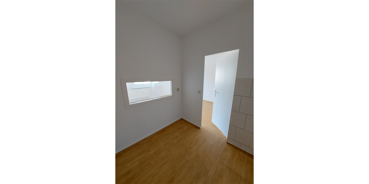 Etagenwohnung Neustrelitz - 3 Zimmer, 62 m&sup2;, 403&euro; | Angebot:22896741