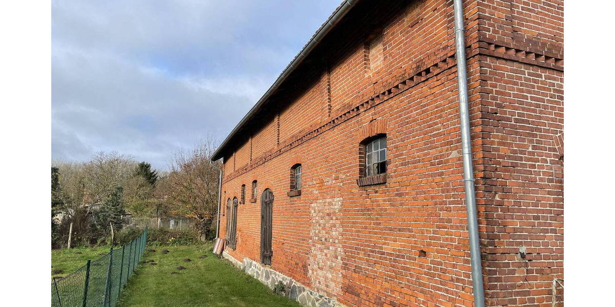 Einfamilienhaus Kuckssee OT Puchow Krukow - 8 Zimmer, 300 m&sup2;, 99.000&euro; | Angebot:26470989
